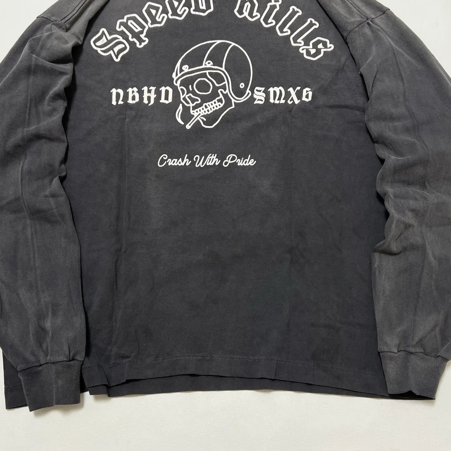 SAINT Mxxxxxx × NEIGHBORHOOD STHD . LS TEE SPEED KILLS/BLK Skull Helmet Long Sleeves Washed Black S-XL Cylindrical Cloth Ready-Made Assute Dyeing Heavy Washing Water Fading Handmade Splashed Ink Holes Simulate Natural Fading and Old Effects Correct Version Customized NBHD Co-branded Accessories Top Purchasing Level
